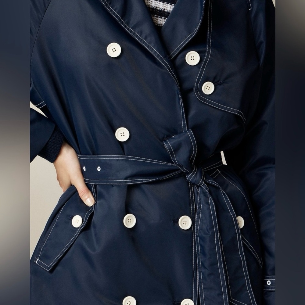 NWT J.Crew Relaxed Trench Coat in
Lightweight Shiny Nylon - Size 0 - Picture 6 of 10